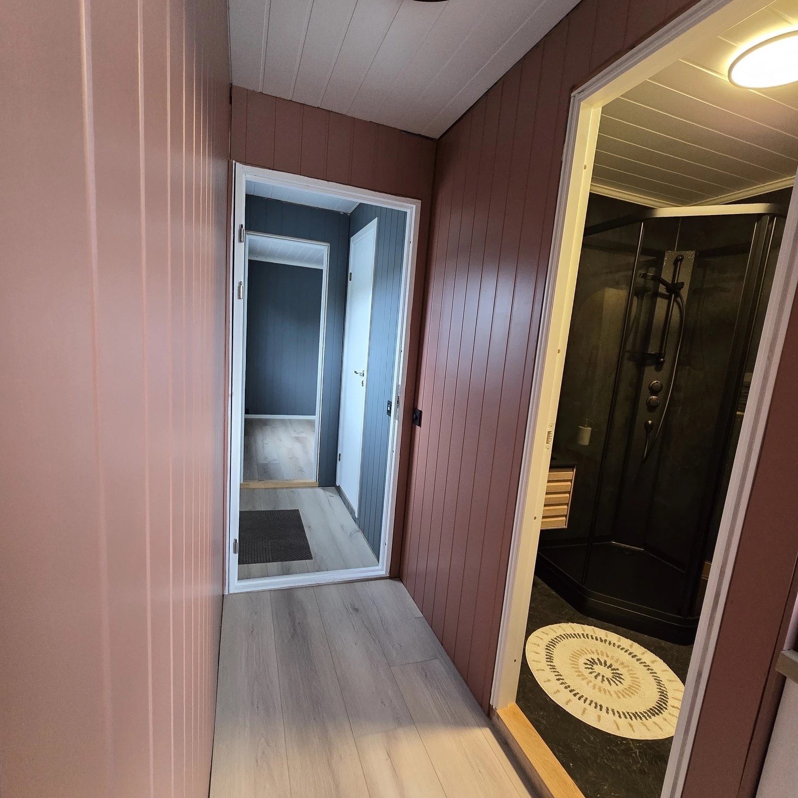 Innvending i servicebygg Galleribilde