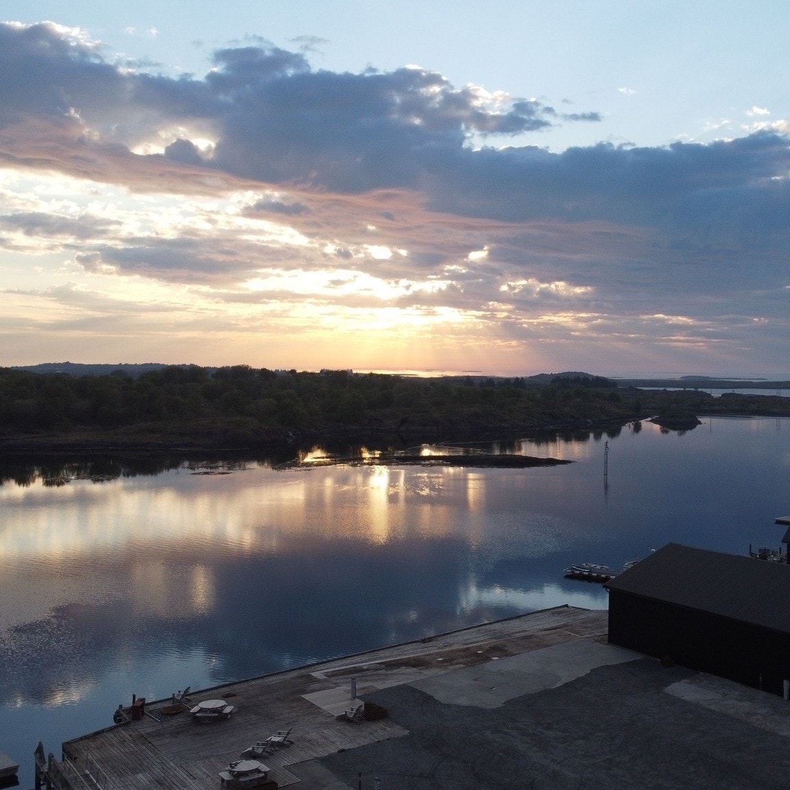 Solnedgang mot vest Galleribilde
