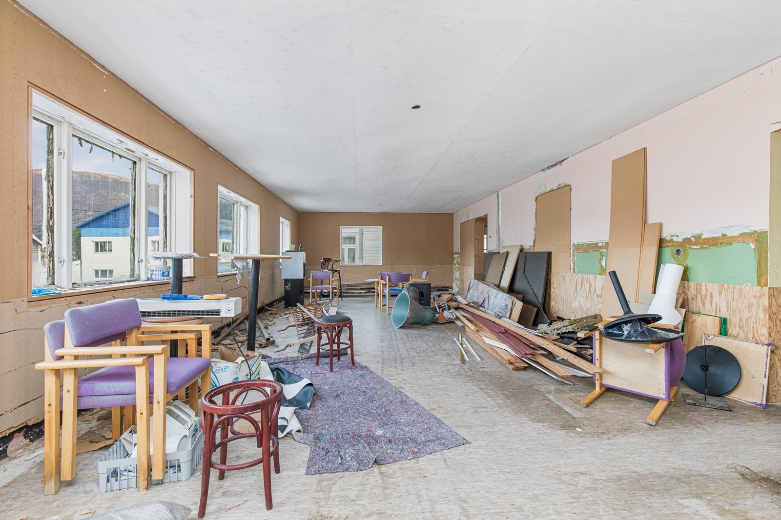 Bygget mot vest står innfor totalrenovering Galleribilde