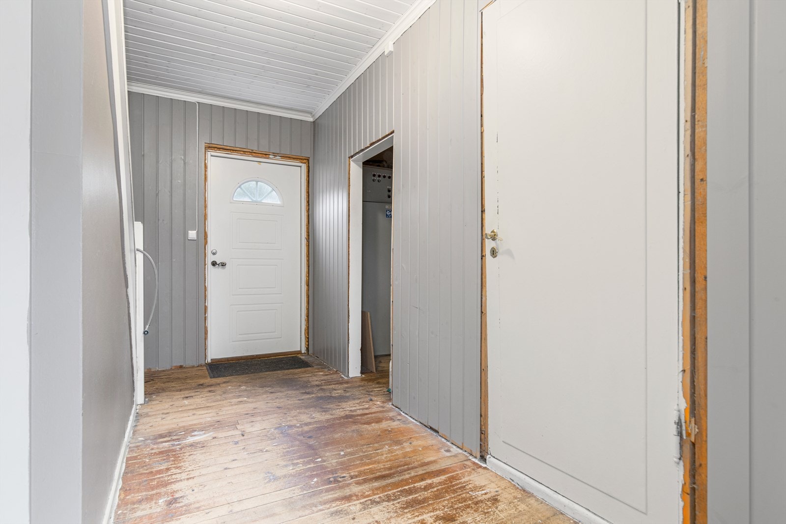 Entre i del mot øst Galleribilde