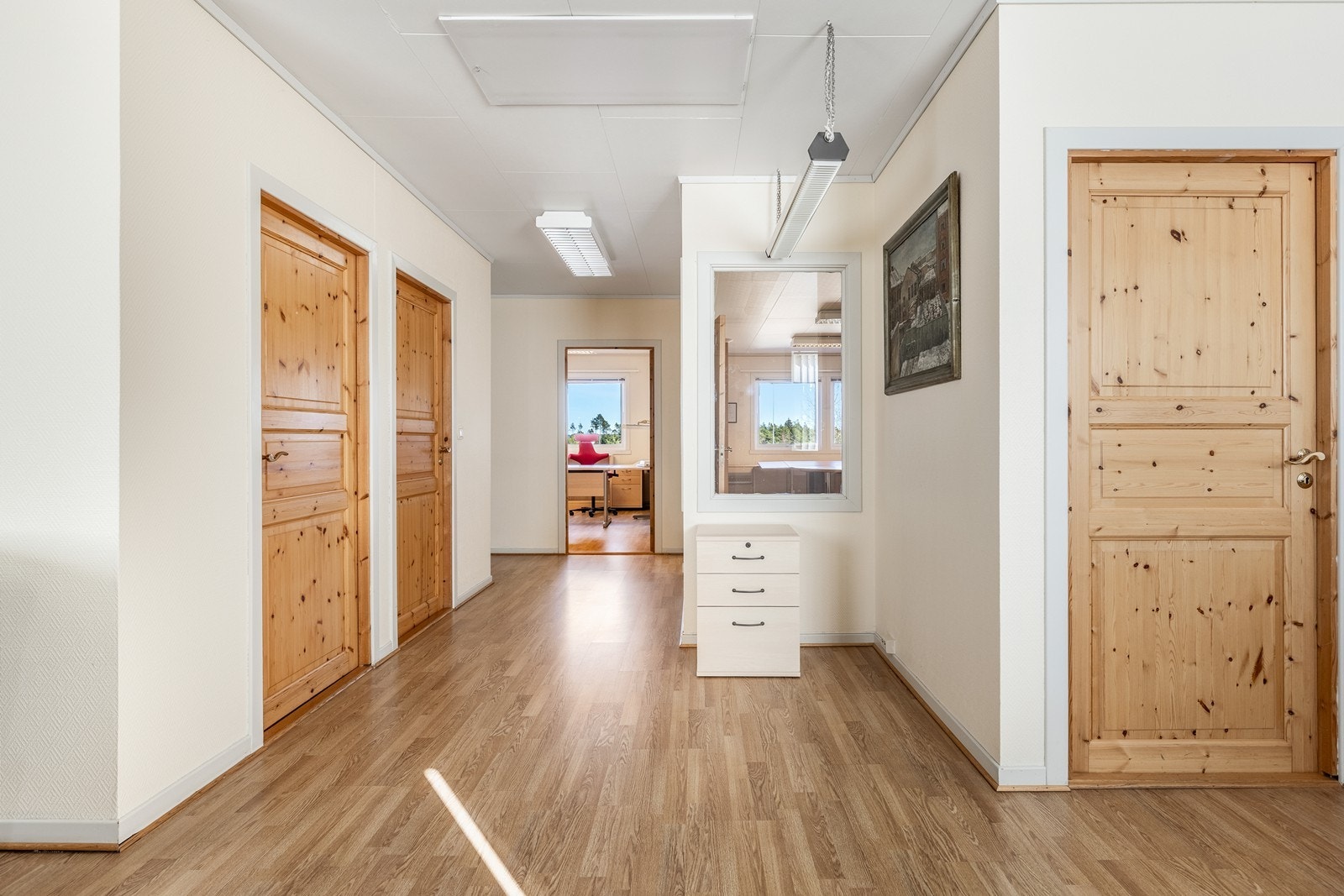 Praktisk kontorlokale på ca. 100 m2. Galleribilde