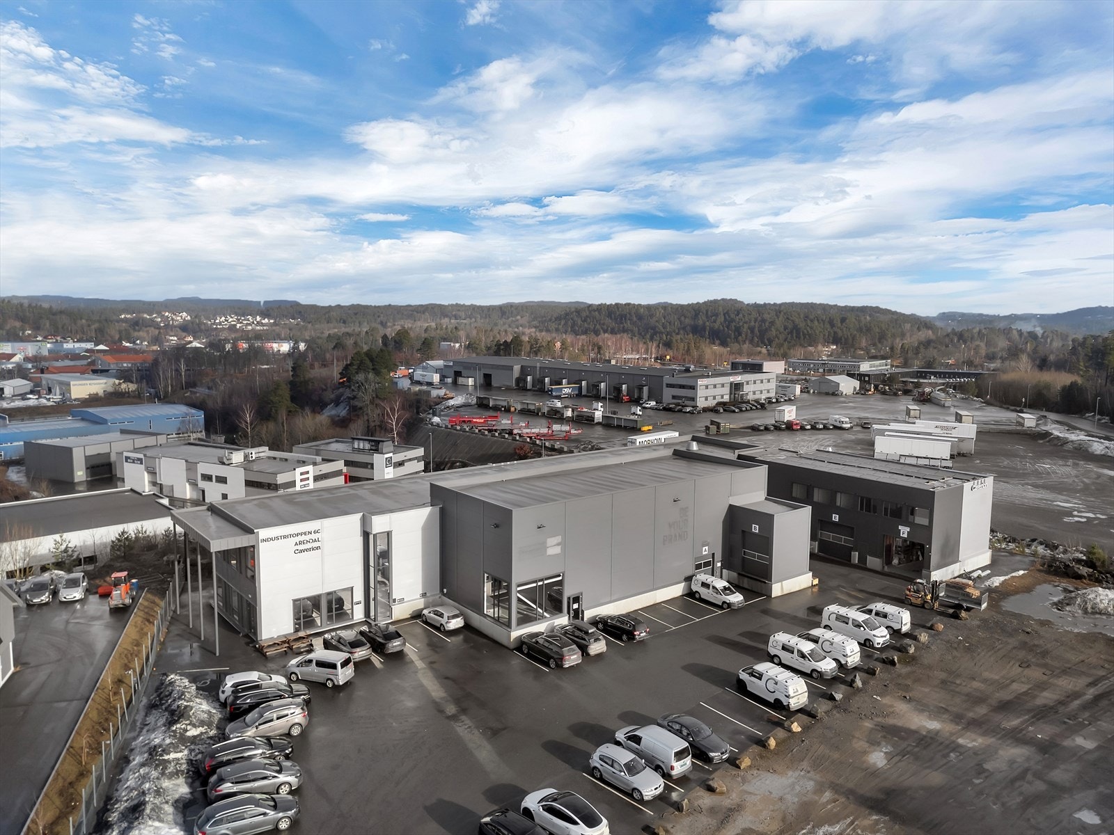 019_.jpg Galleribilde