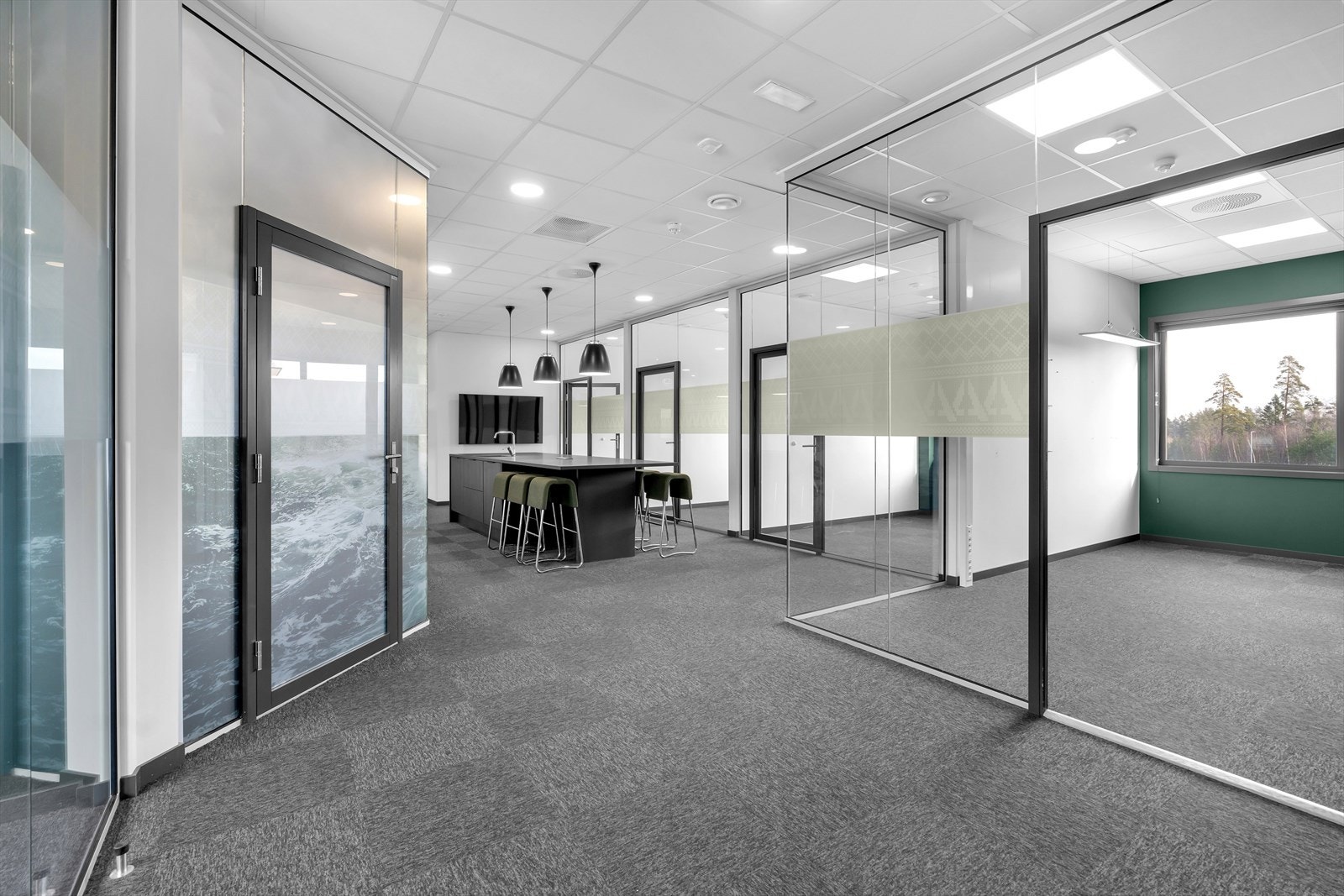 014_.jpg Galleribilde