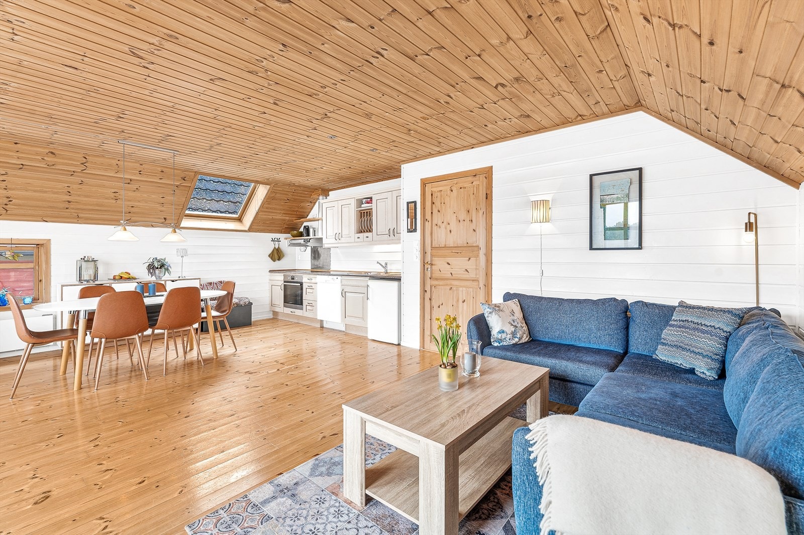 Stue/kjøkken Galleribilde