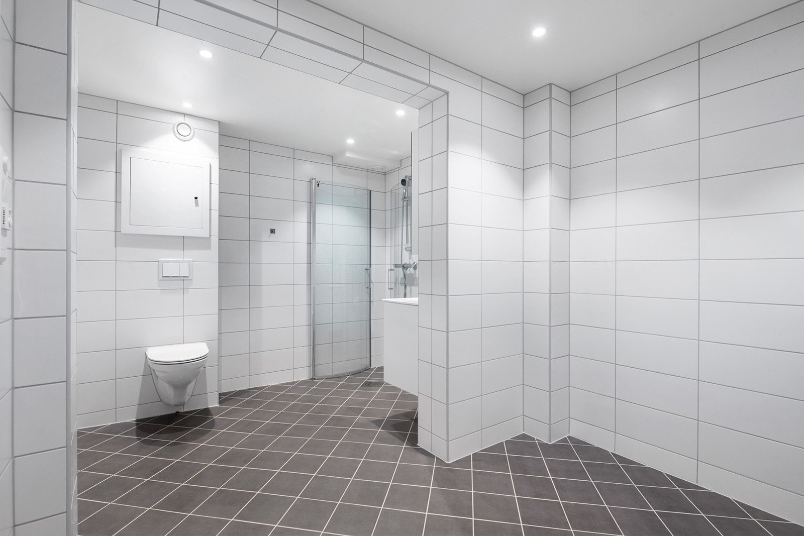 Velkommen til Odvar Solbergs vei 102 - presentert av Catharina Malonæs i OBOS Eiendomseglere Galleribilde