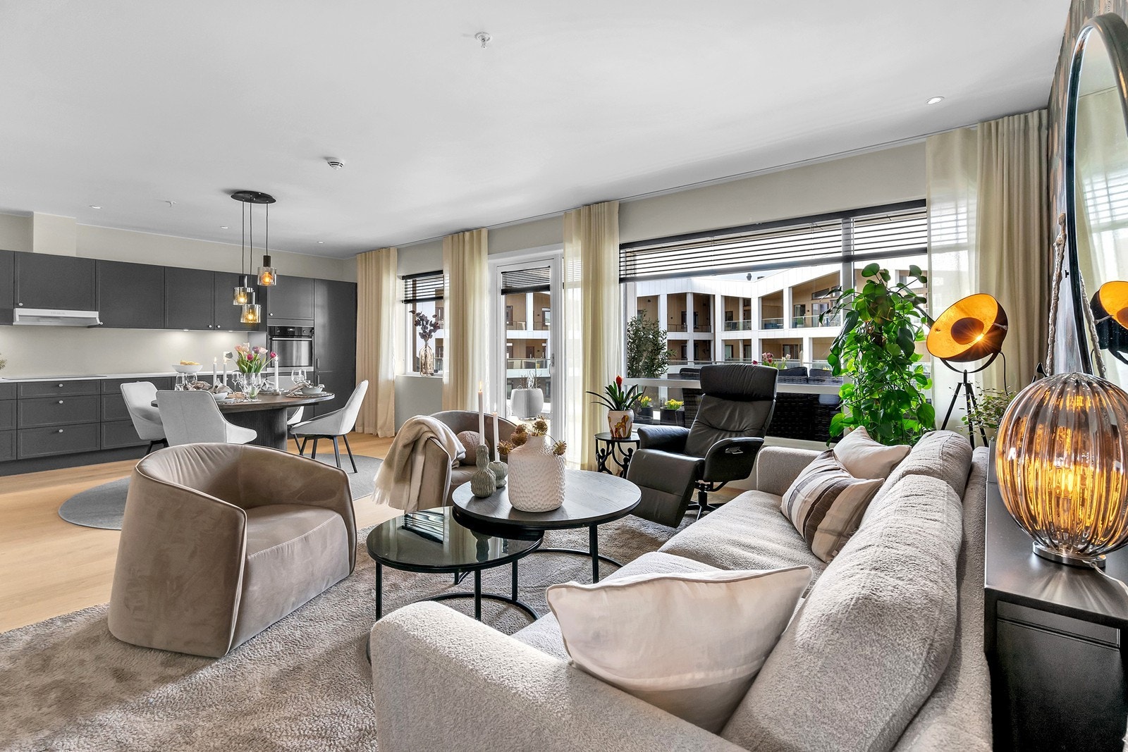 Høy standard. Galleribilde