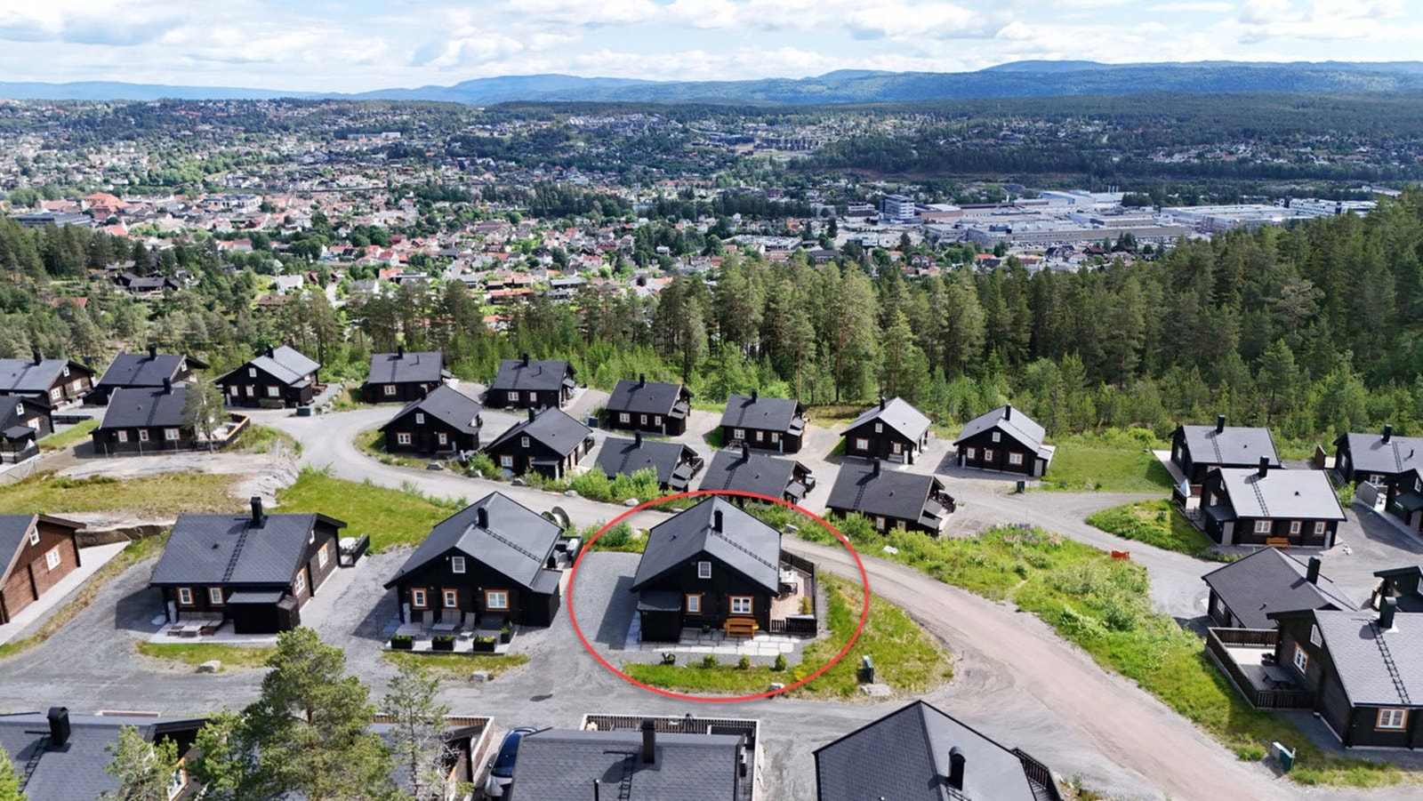 Hytta har en av de beste beliggenhetene på feltet! Galleribilde