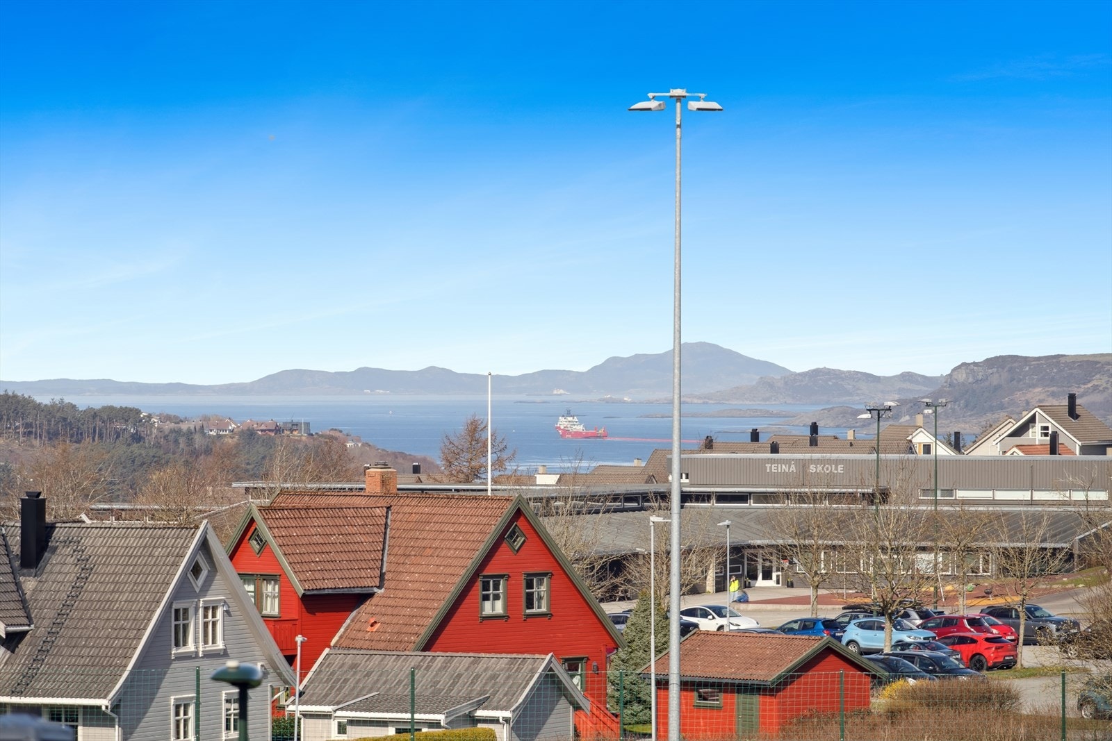 Utsikt fra stue. Galleribilde