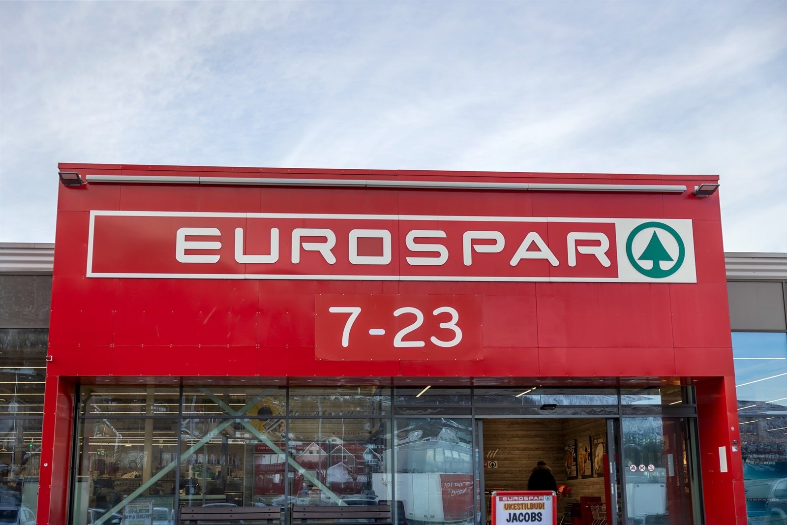 Både Eurospar og Rema 1000 finnes i umiddelbar nærhet fra leiligheten Galleribilde