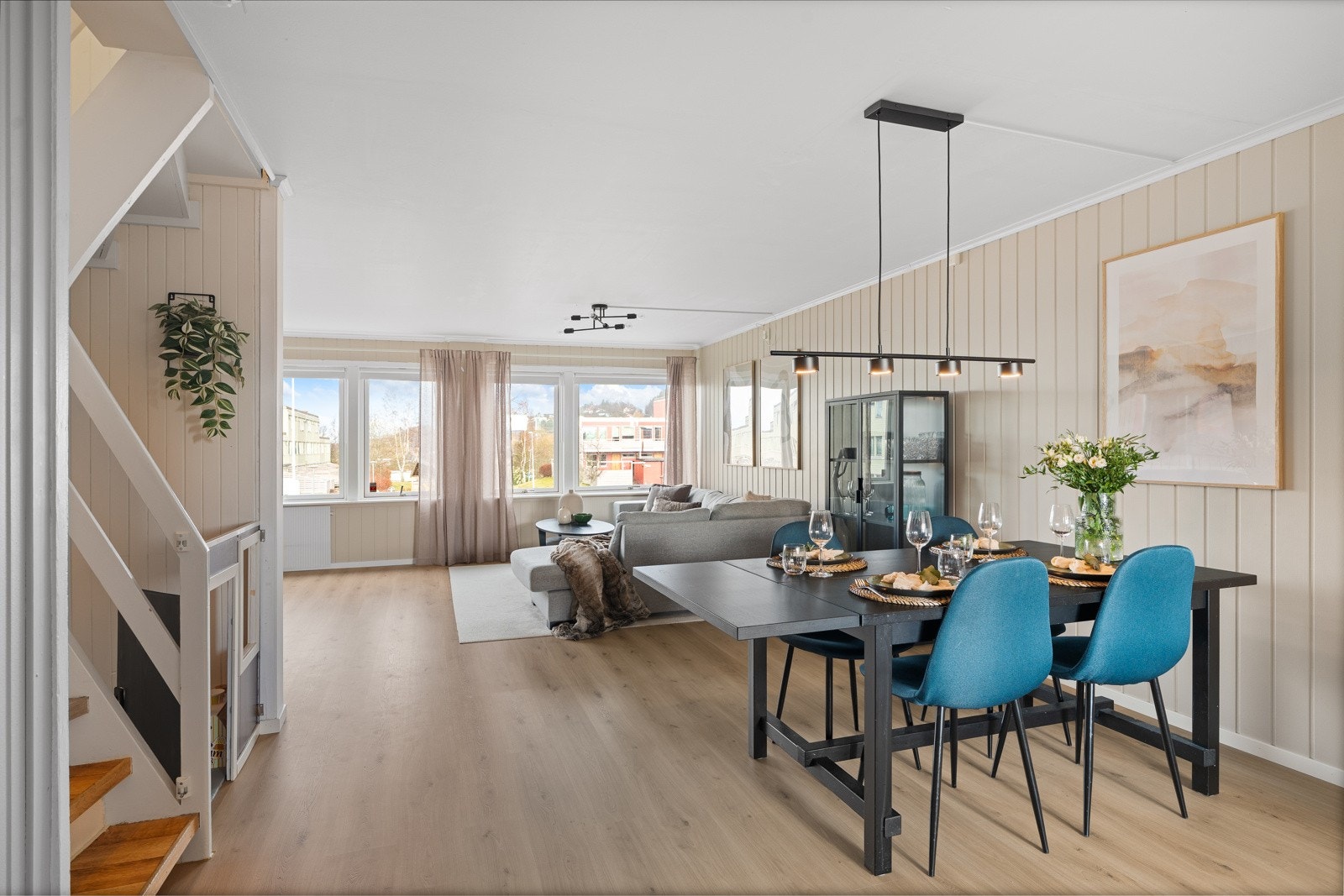 Velkommen til denne lyse og flotte leiligheten med 3 soverom i Marie Sørdals veg 3A Galleribilde