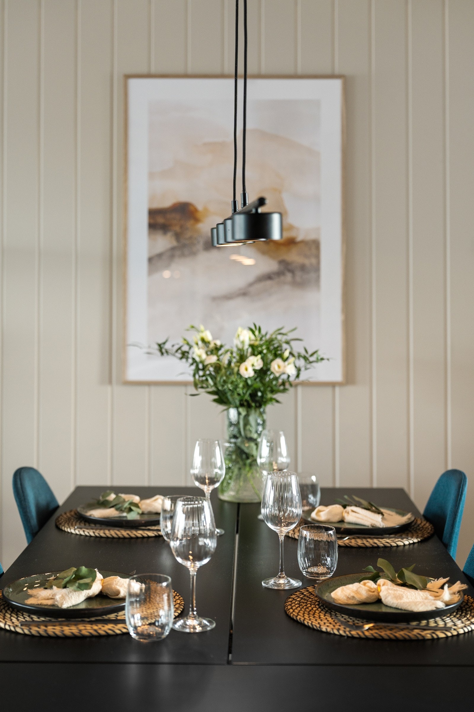 Det er oppvarming via radiatorer som gir en jevn og god temperatur året gjennom. Galleribilde