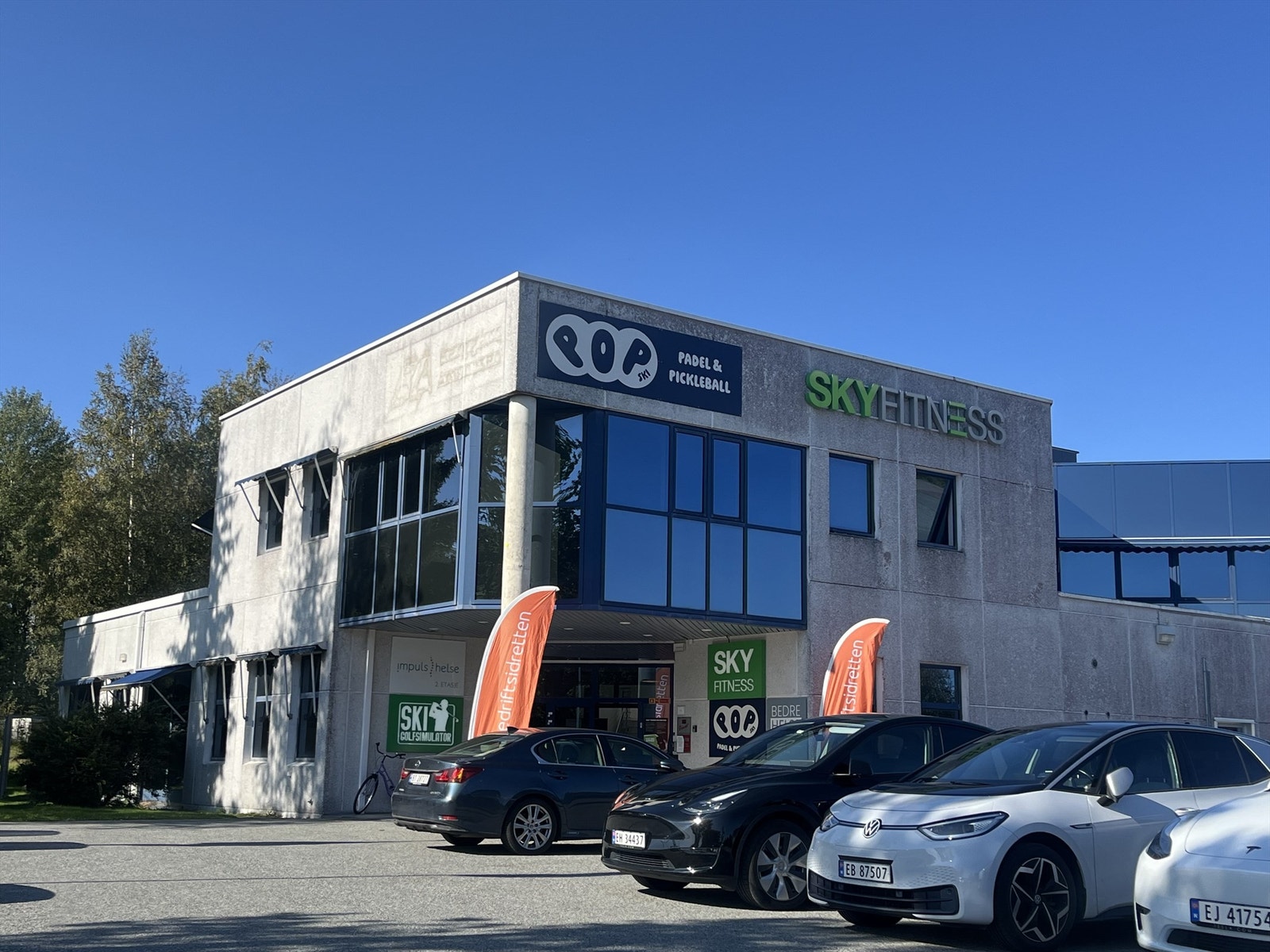 Veldig kort vei er det også til Sky Fitness trening -og padelsenter Galleribilde
