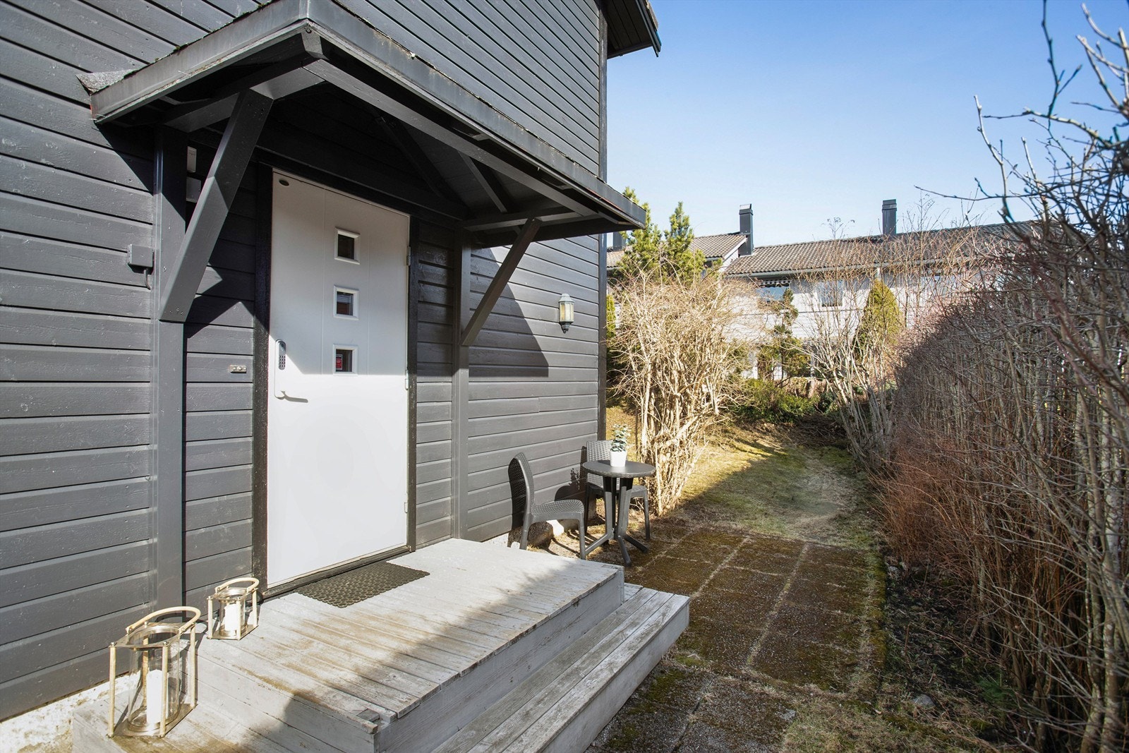 Overbygget inngangsparti Galleribilde