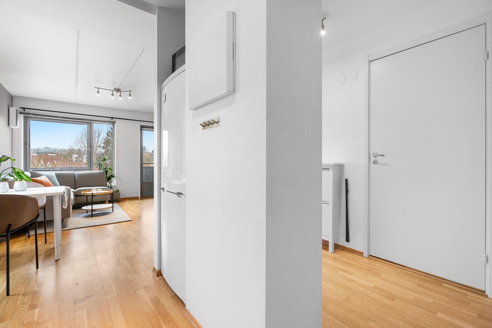 Den praktiske romløsning skaper også en naturlig skille mellom de ulike sonene. Galleribilde