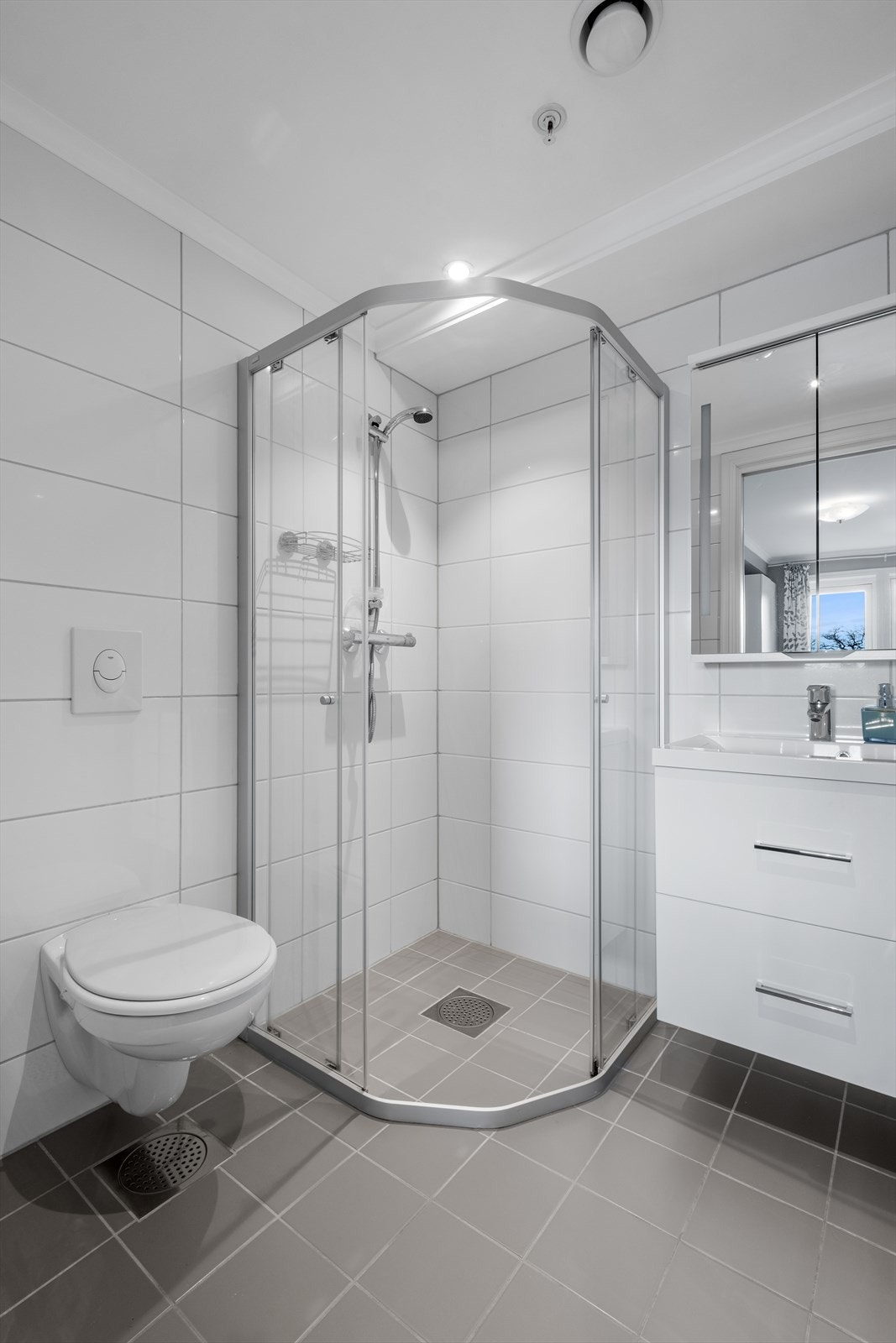 Bad tilhørende hovedsoverommet Galleribilde