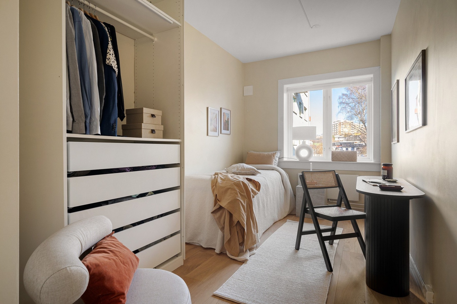 Soverom nr. 2 - passer perfekt som barnerom, kontor, gjesterom etc. Galleribilde