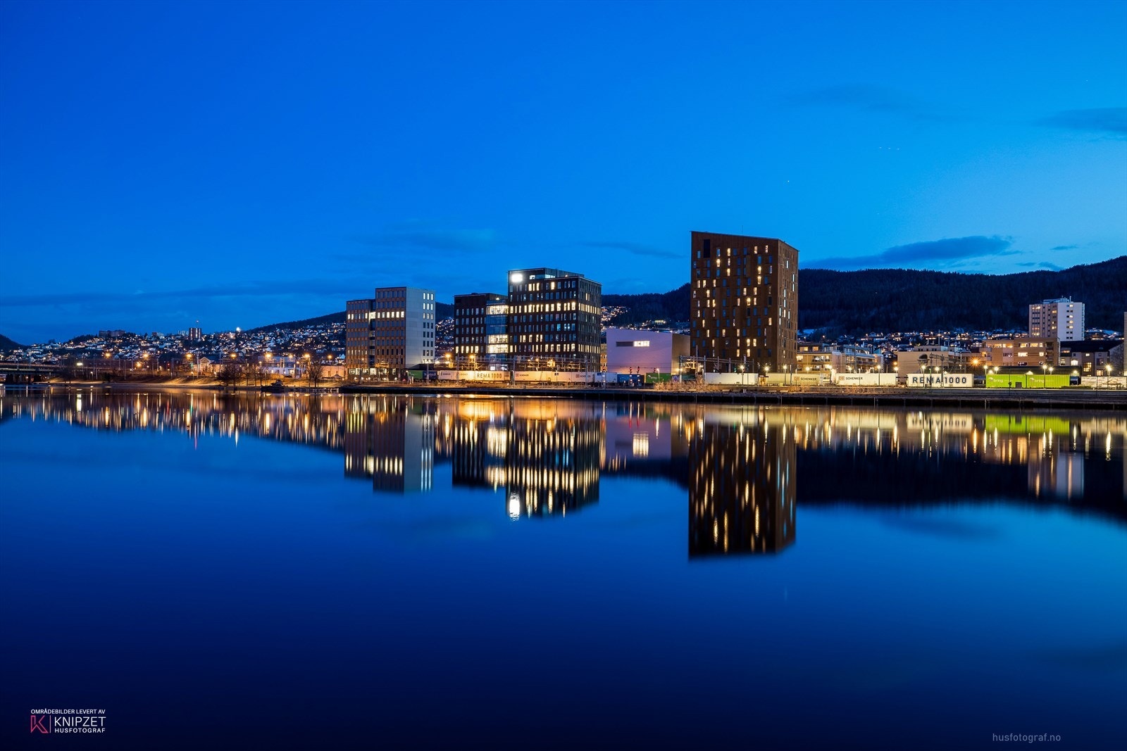 Flotte turområder langs Drammenselven i elvepromenaden og kort vei til marka med gode turmuligheter sommer som vinter. Galleribilde