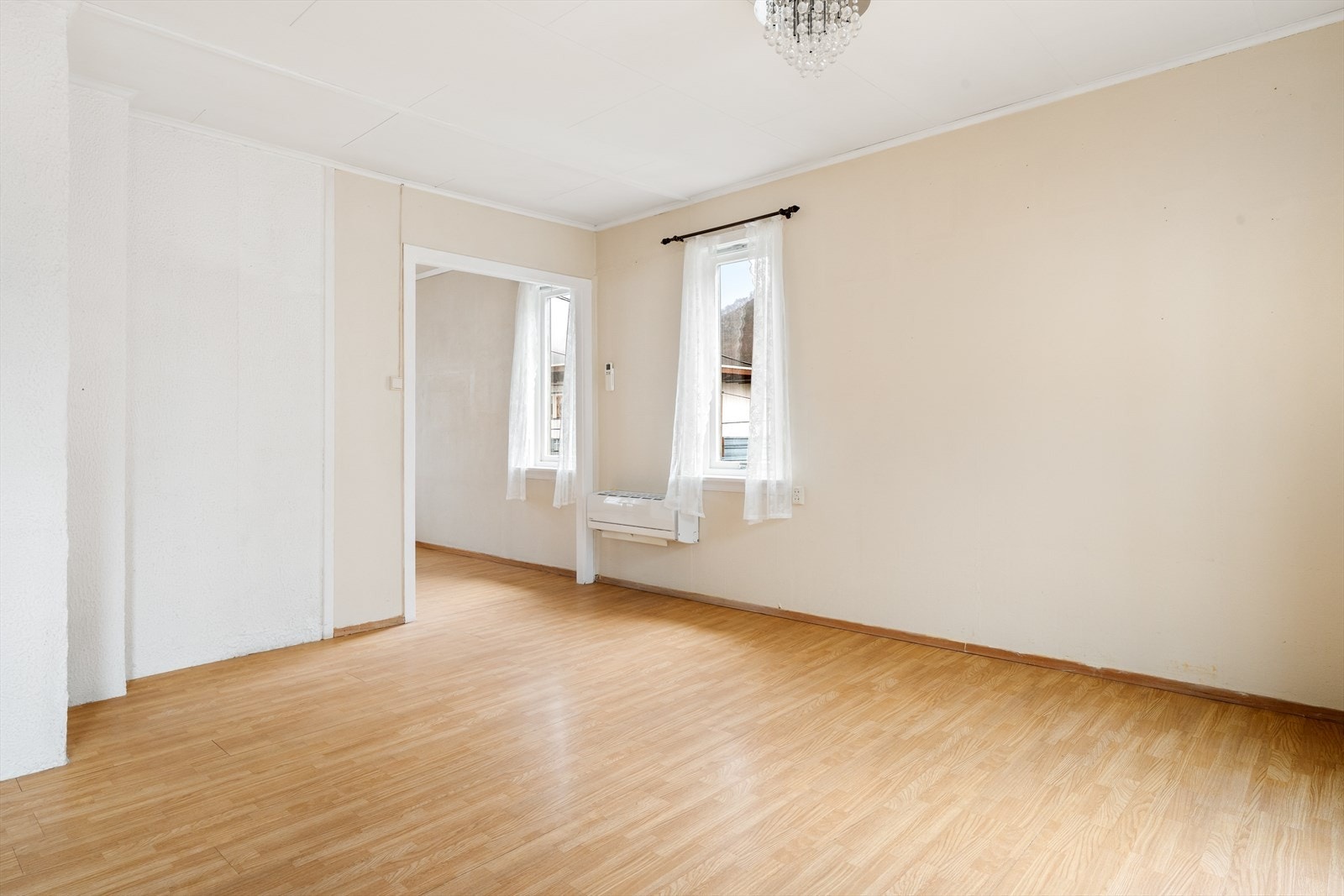 I spisestuen er det også varmpumpe luft til luft. Galleribilde