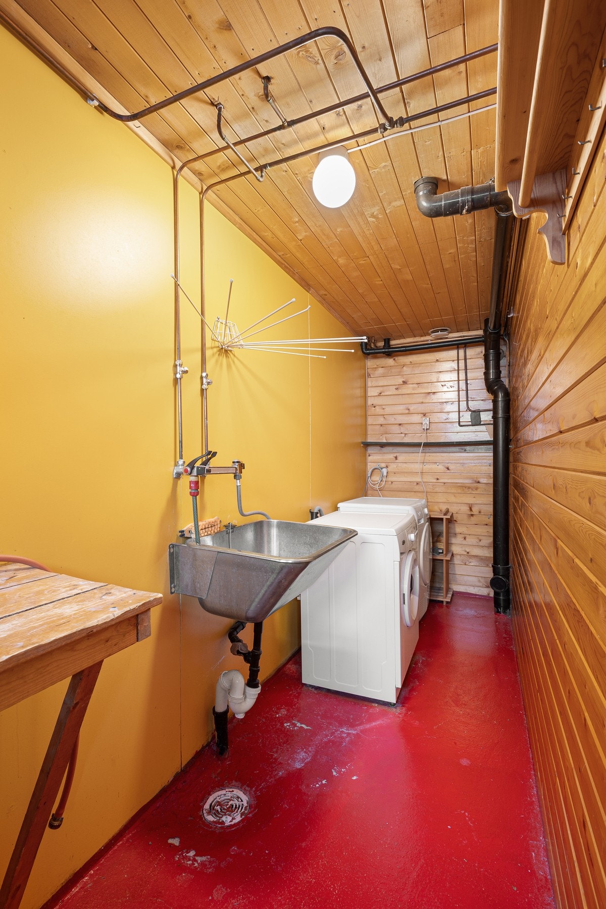 Vaskerom Galleribilde