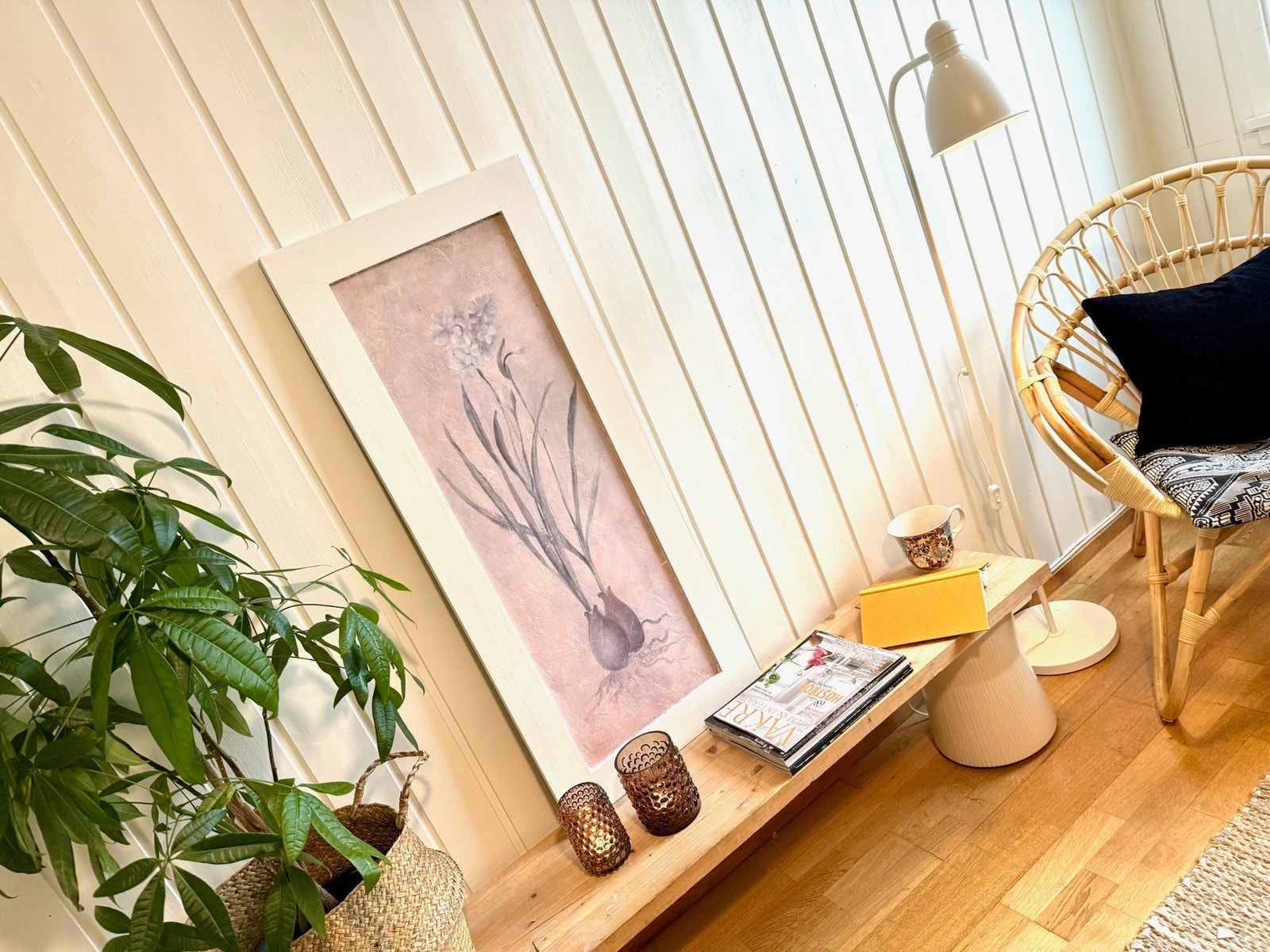 Begge etasjene er nylig malt opp og overflatebehandlet. Galleribilde