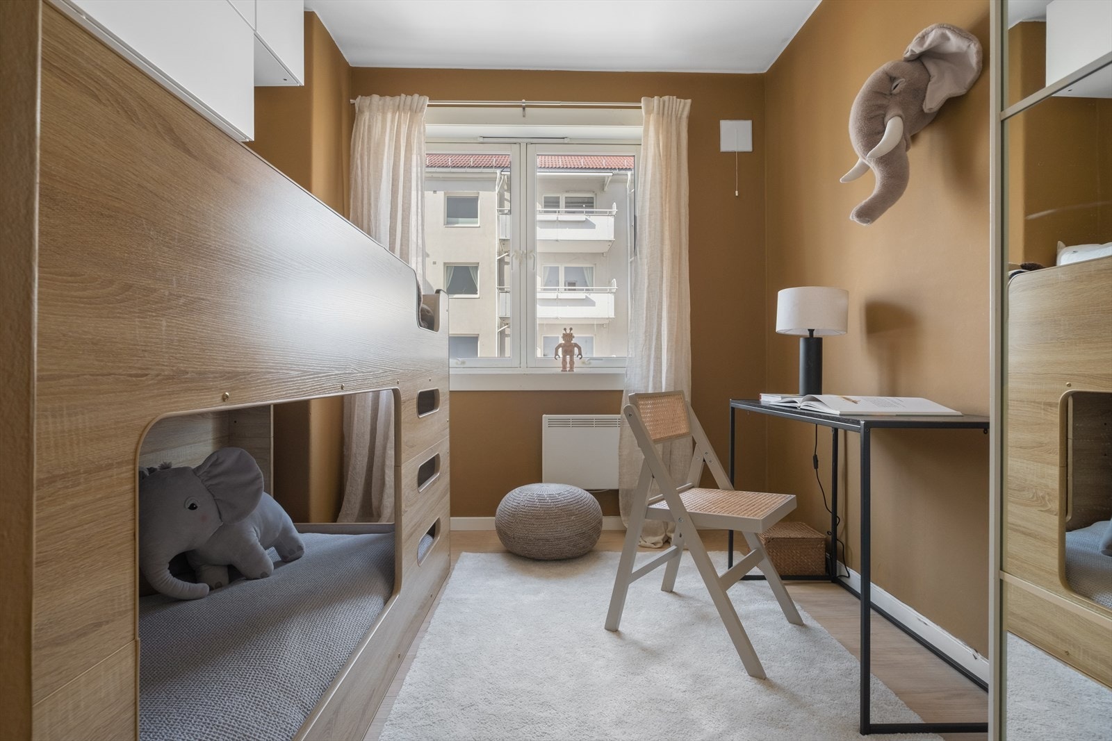 Soverom nr. 2 egner seg ypperlig som barnerom, gjesterom eller kontor Galleribilde