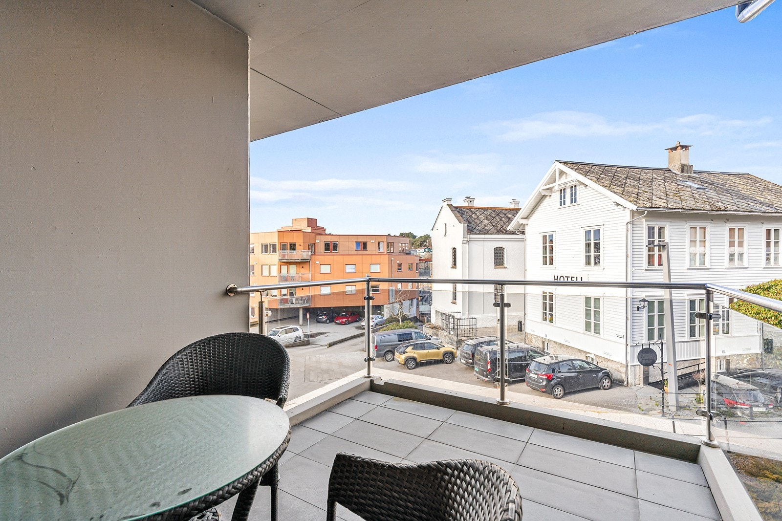 Balkong med gode solforhold. Galleribilde