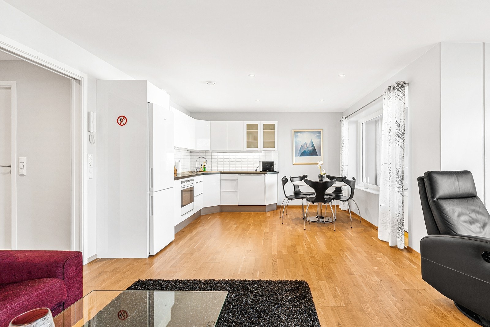 Stue og kjøkken Galleribilde