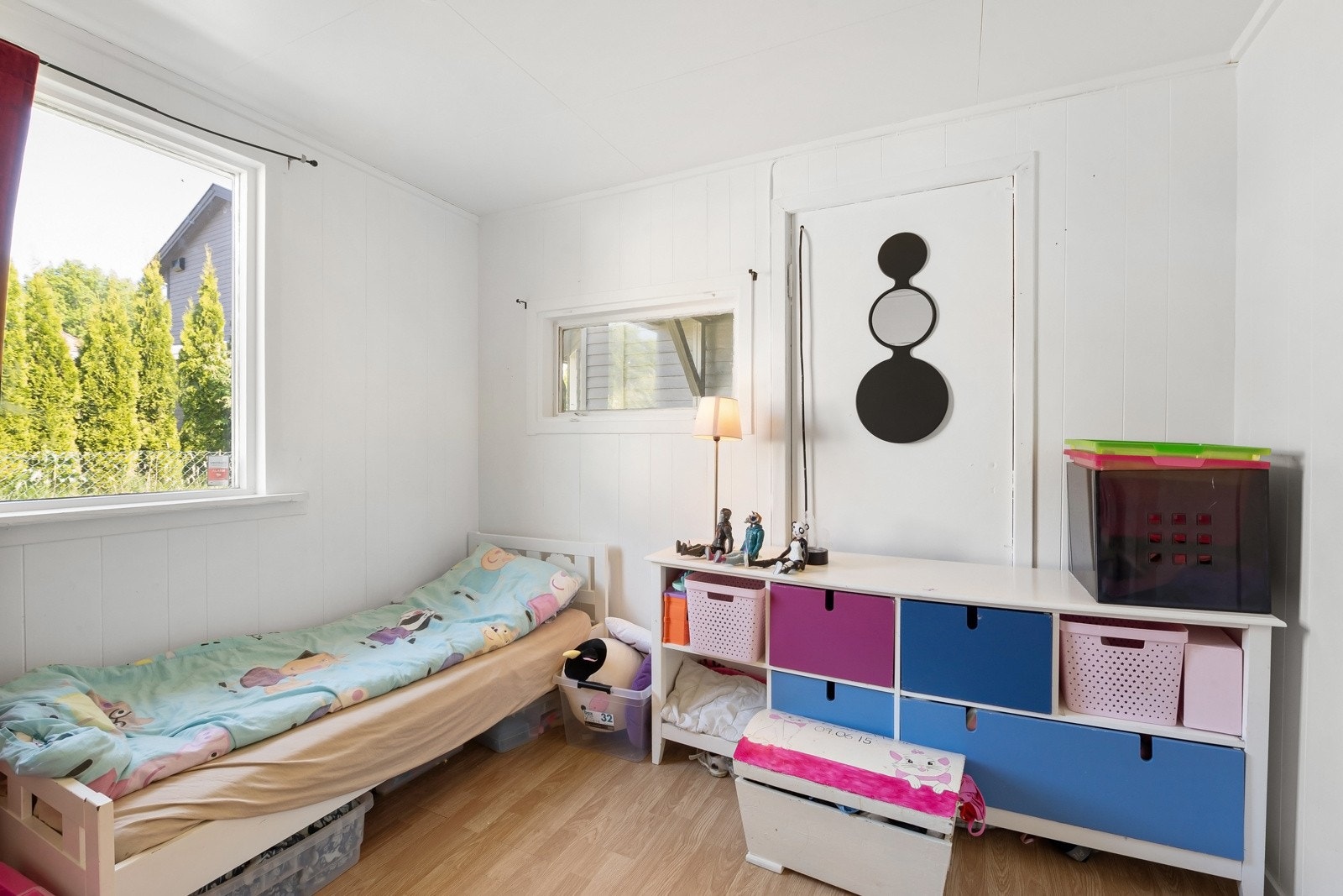 Boligen har totalt 3 soverom, dette er soverom 2. Galleribilde