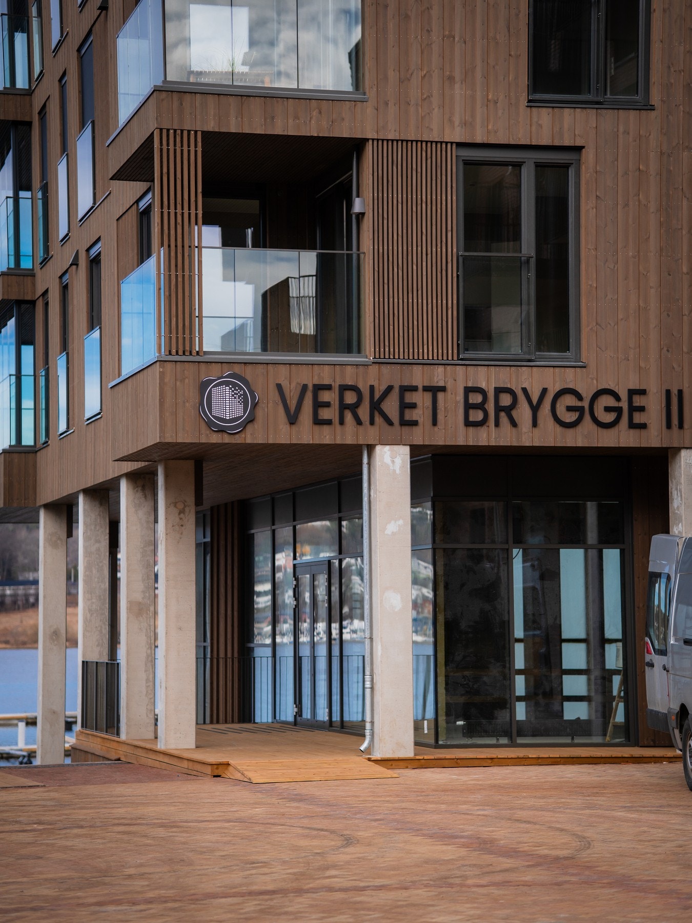 Beliggende i sjøkanten med nærhet til strand, restauranter og kulturaktiviteter Galleribilde