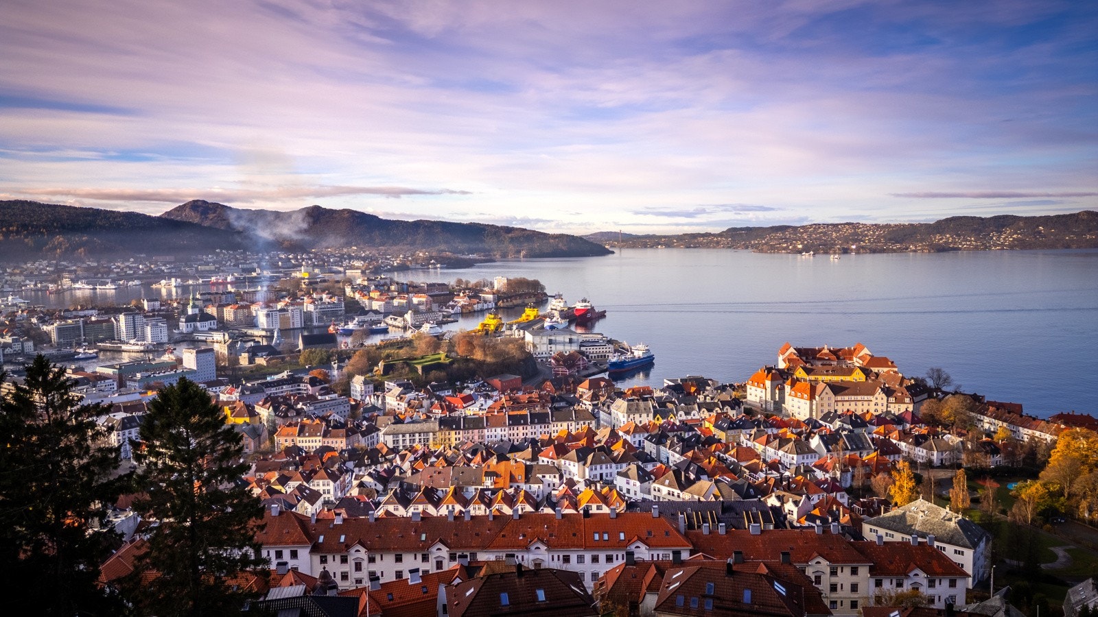 - Du har alt du trenger i nærheten med dagligvarebutikker som Bunnpris Mulen og nærbutikken Sandviken i umiddelbar nærhet - Galleribilde