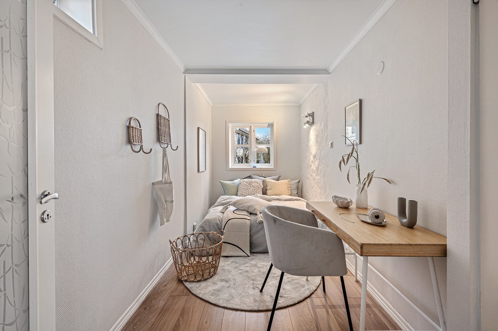 - Soverom 1 måler 8,8m² - Galleribilde