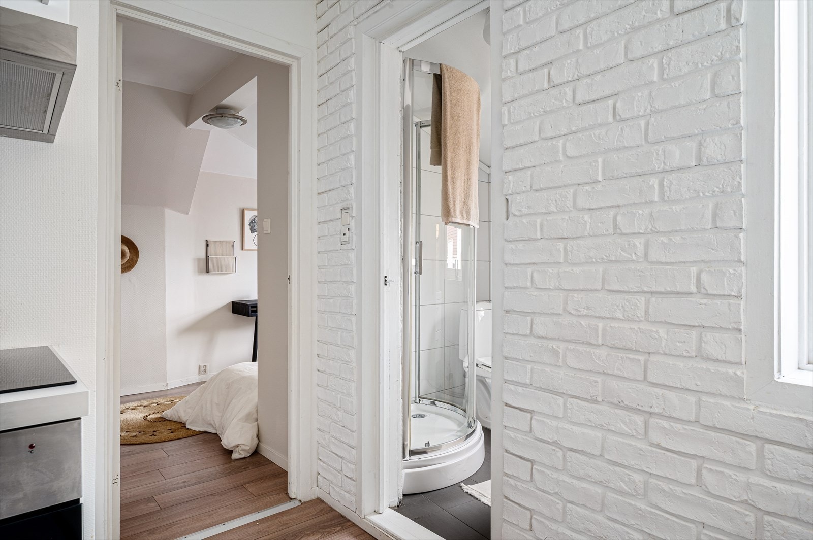 - Murveggen bidrar til et autentisk preg - Galleribilde