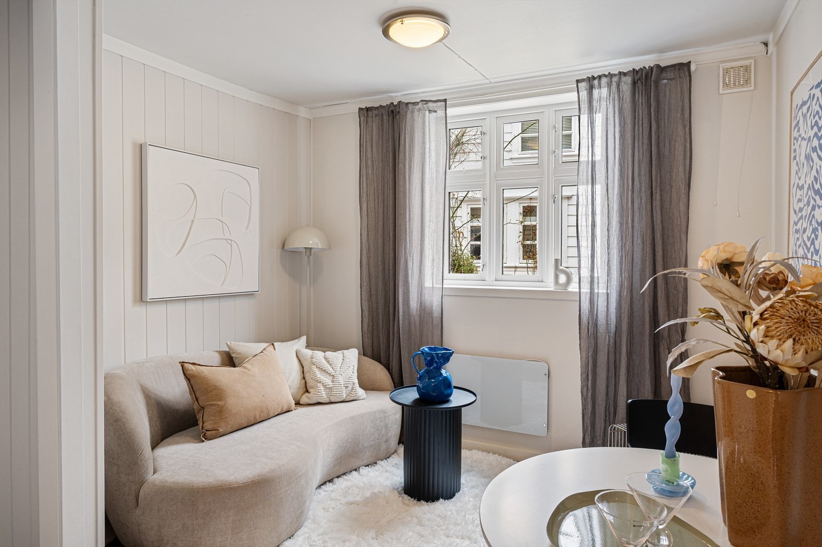 - Stuen måler 13m² - Galleribilde