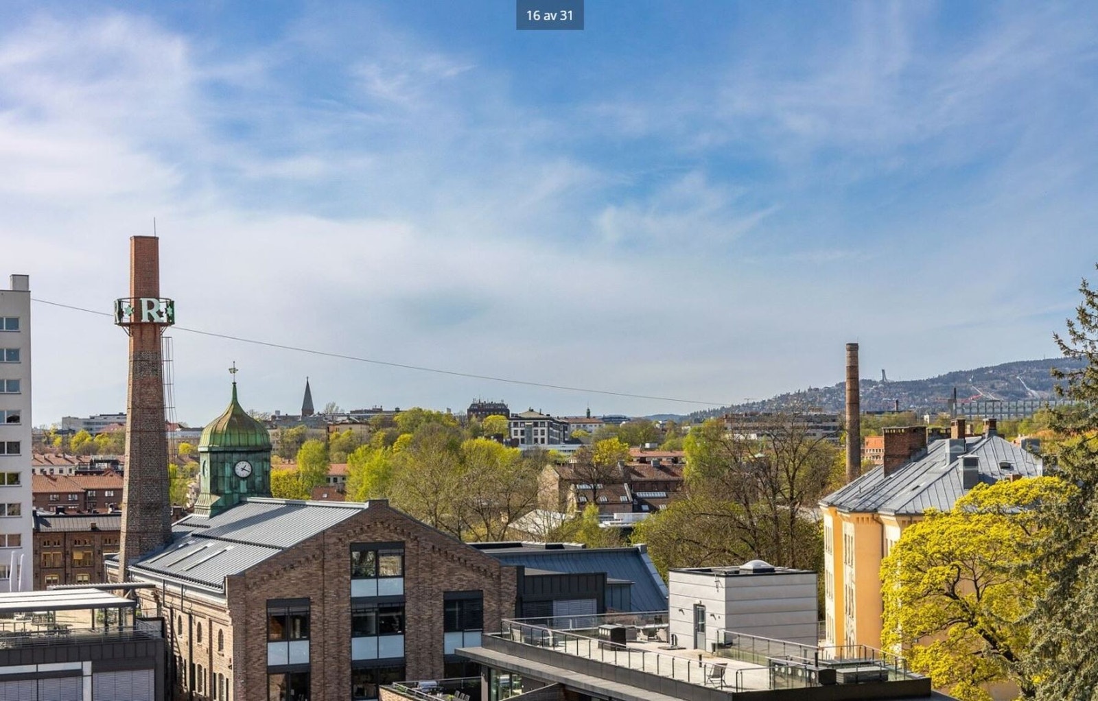 Fra takterrassen kan du i tillegg nyte en fantastisk panoramautsikt over byen, Holmenkollen og Oslofjorden Galleribilde