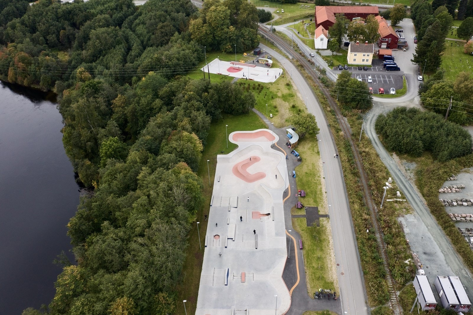 Område har de siste årene fått et skikkelig løft med opparbeidelse av nye parkområder og ikke minst gode gang- og sykkelveier. Galleribilde