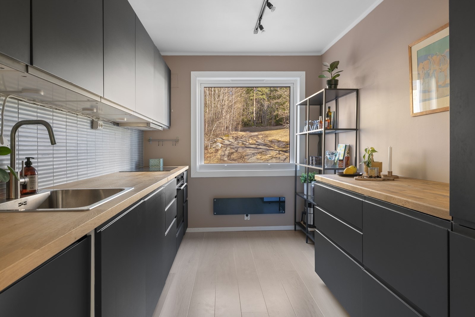 Også her er det godt med lysinnslipp Galleribilde