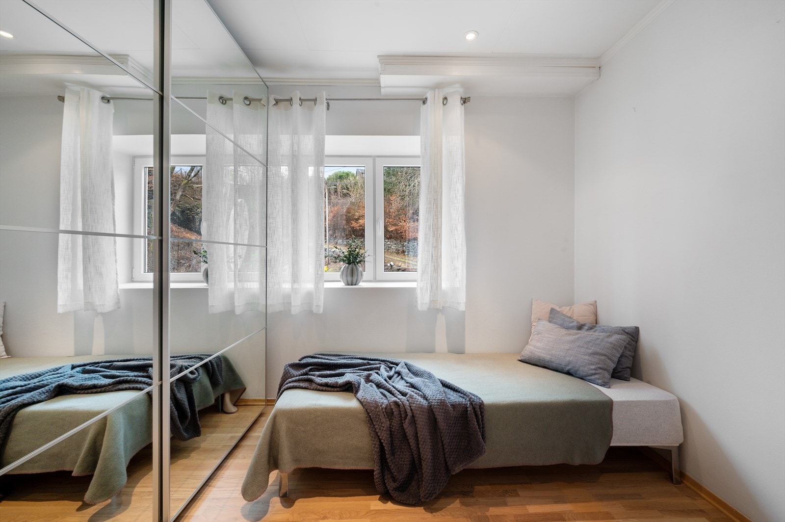 - Soverom 1 måler 7,9m² - Galleribilde