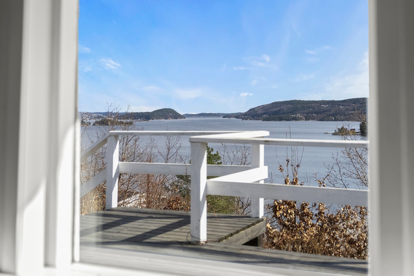 Utsikten strekker seg ut mot Kragerø's vakre skjærgård! Galleribilde