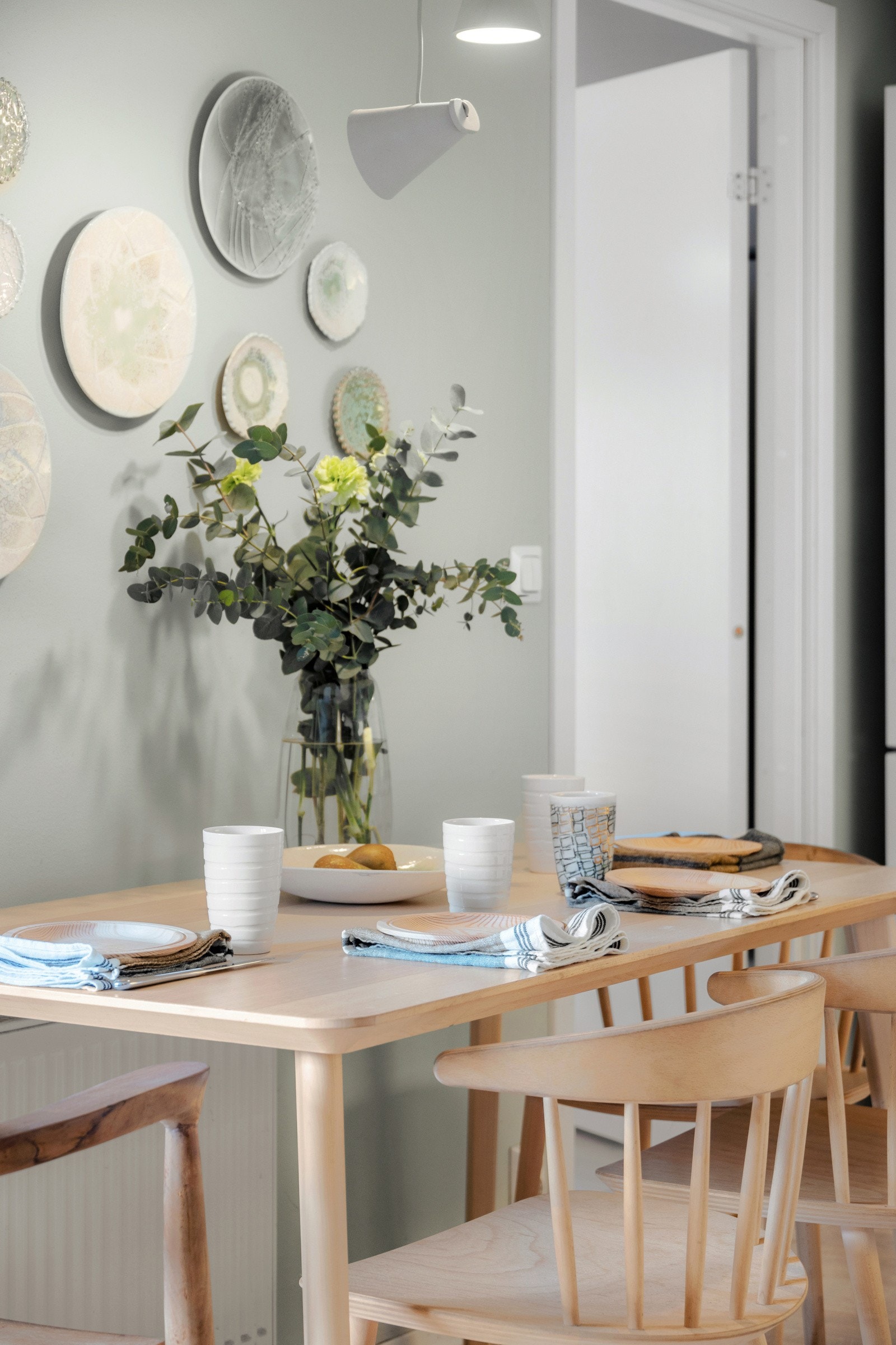 Her er det også plass til en hyggelig spiseplass! Galleribilde