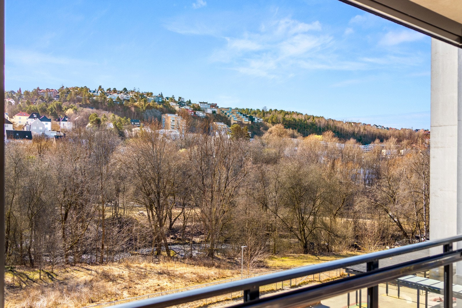 Flott utsikt mot Alnaelva og Svartdalsparken! Galleribilde