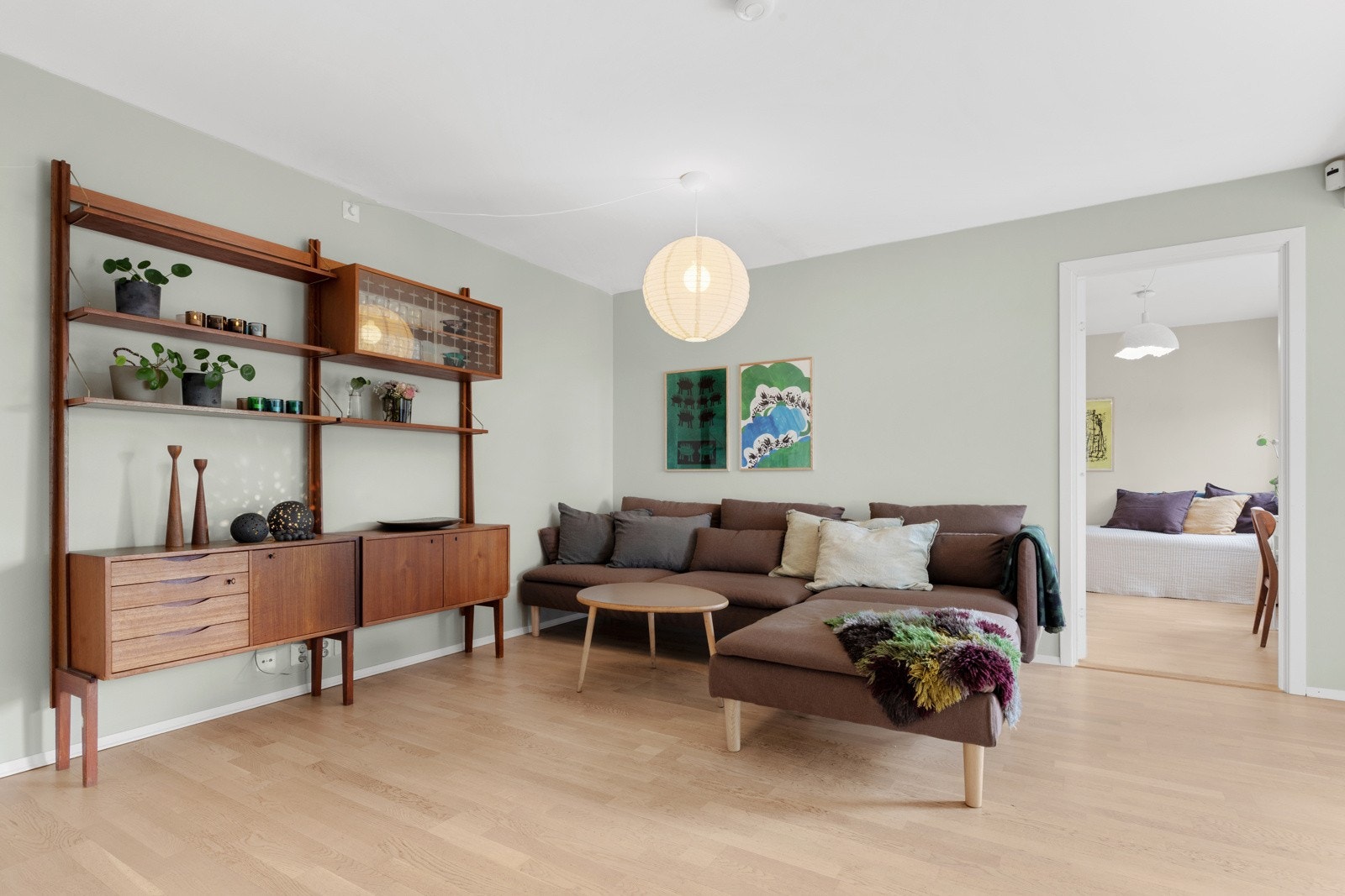 Fjernvarme, TV, bredbånd er inkludert i felleskostnadene og bidrar til å redusere de månedlige kostnadene. Galleribilde