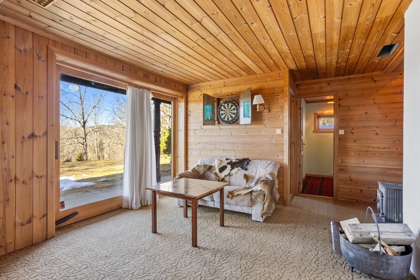 Kjellerstue. Galleribilde