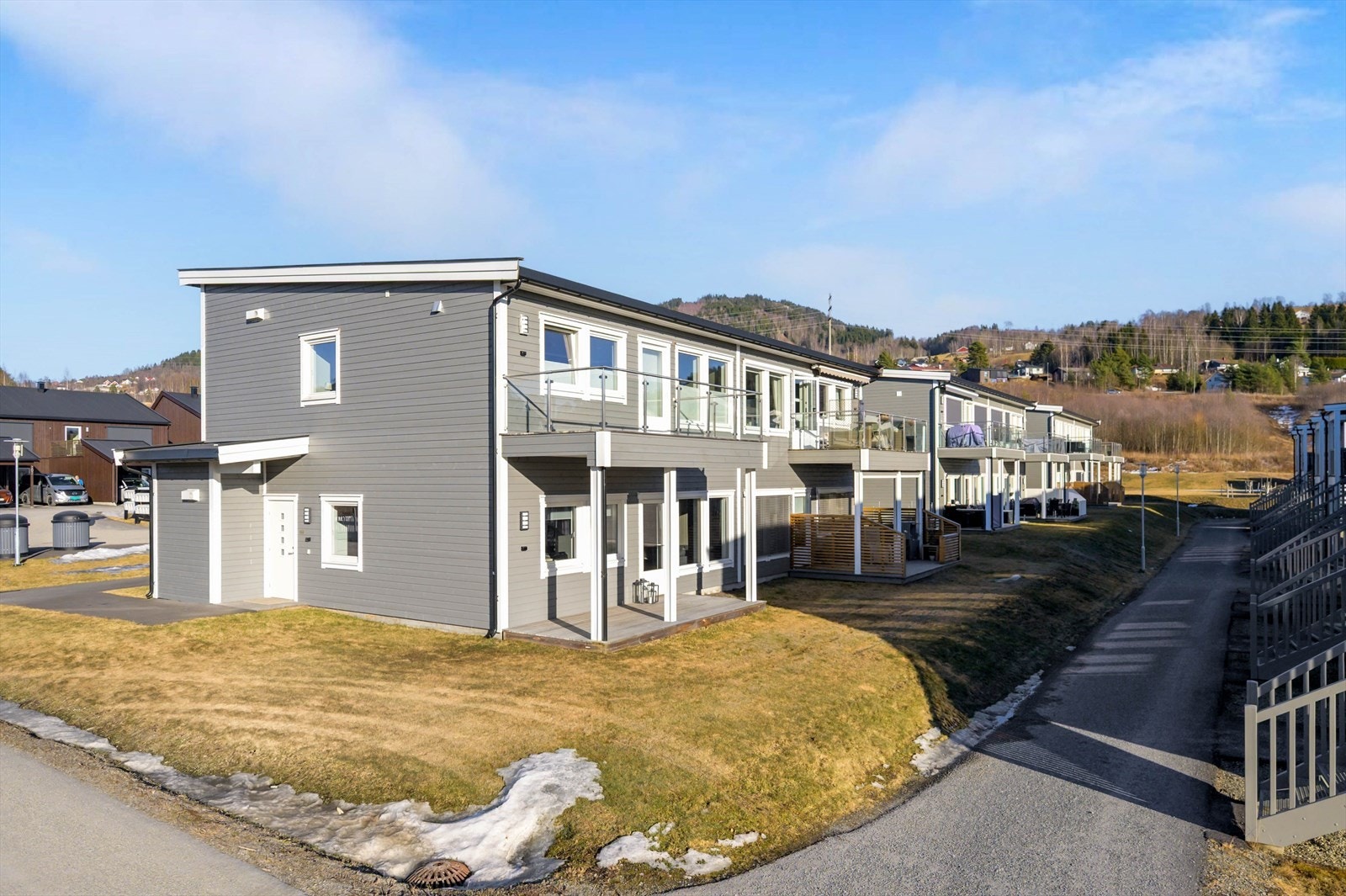 Velkommen til Øverkvernsvingen 232! Galleribilde