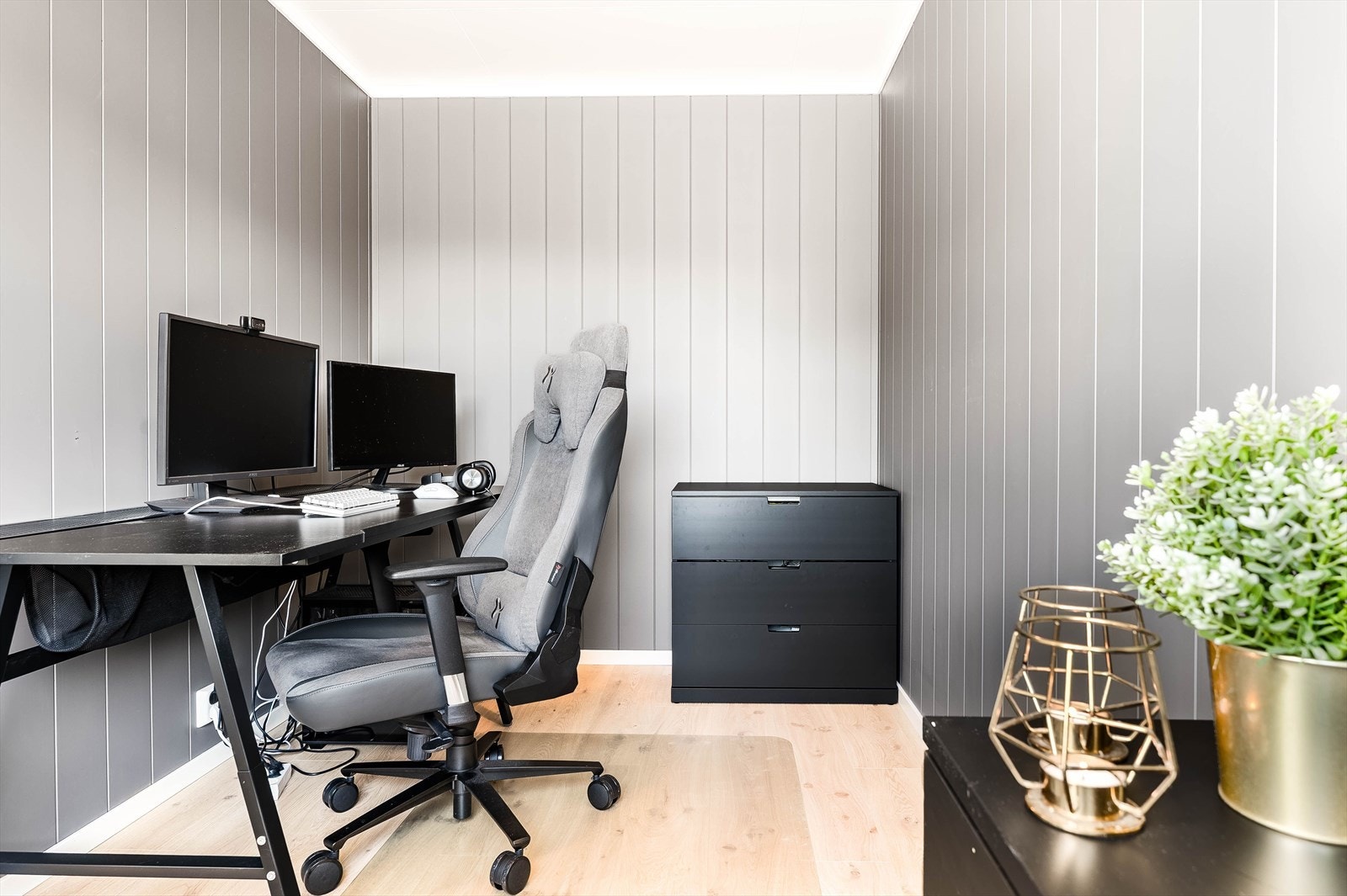 Soverom 2 har blitt brukt som kontor. Galleribilde