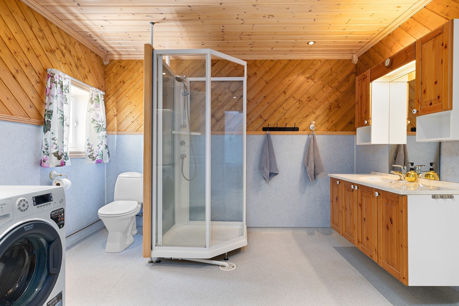 Bad/vaskerom Galleribilde