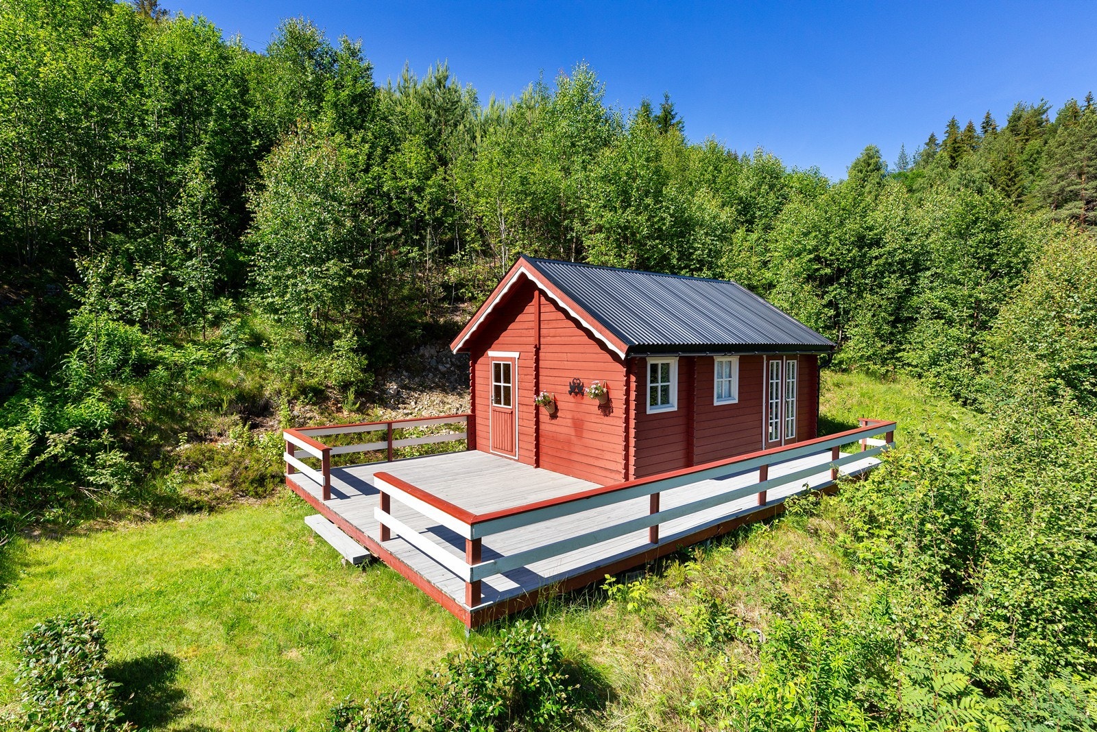 Uthus/grillhytte Galleribilde