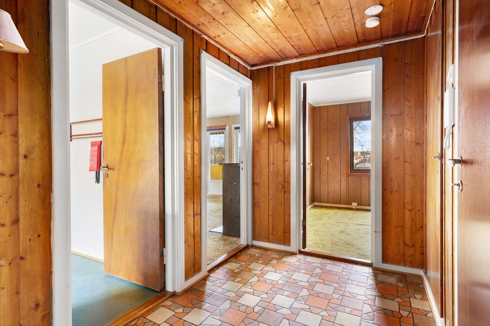 Entré. Galleribilde