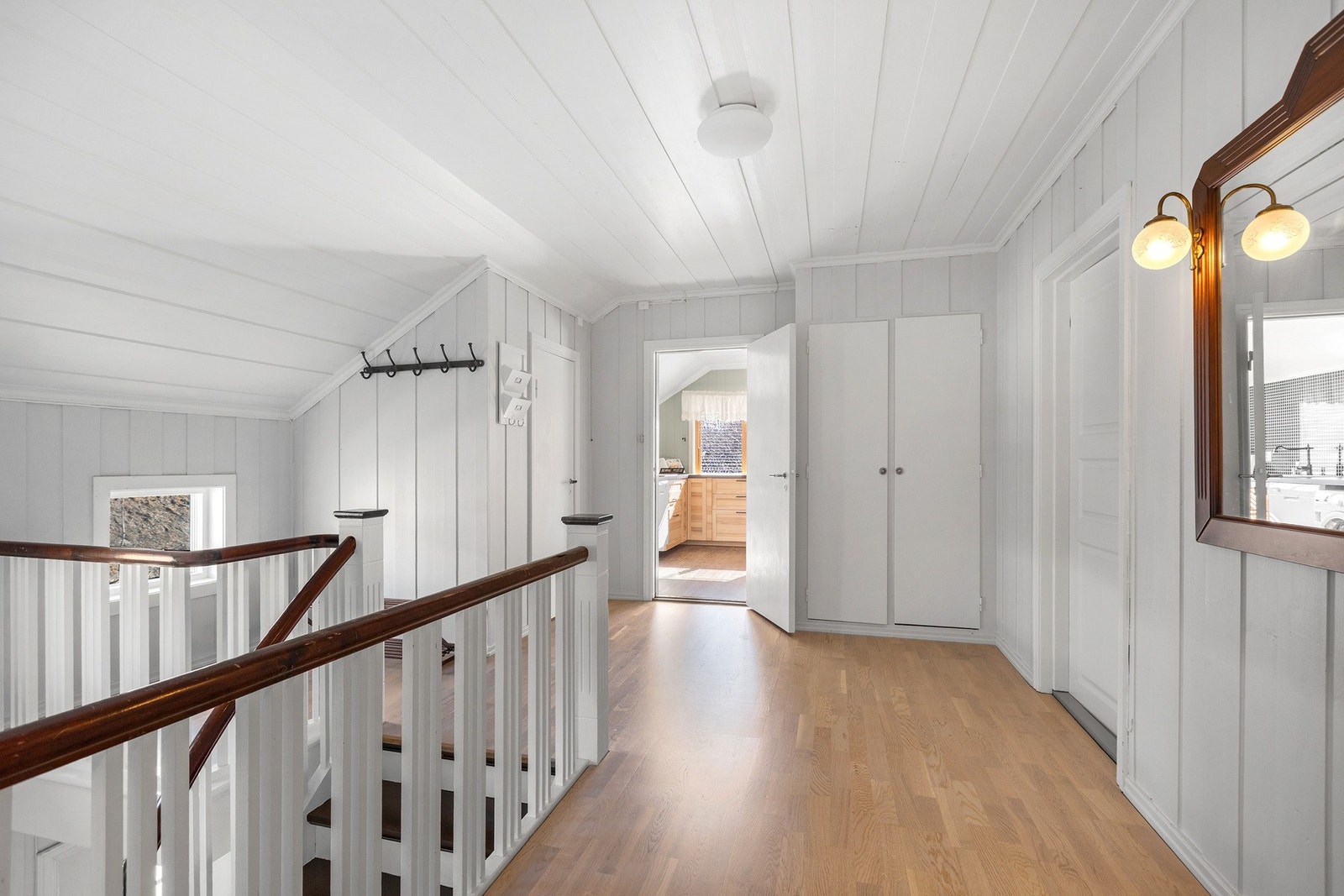 Gang/trappegang i 2. etasje Galleribilde