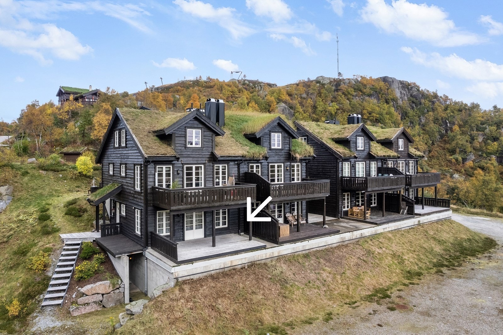 Velkommen til Nedre Ørnefjellvegen 8a Galleribilde