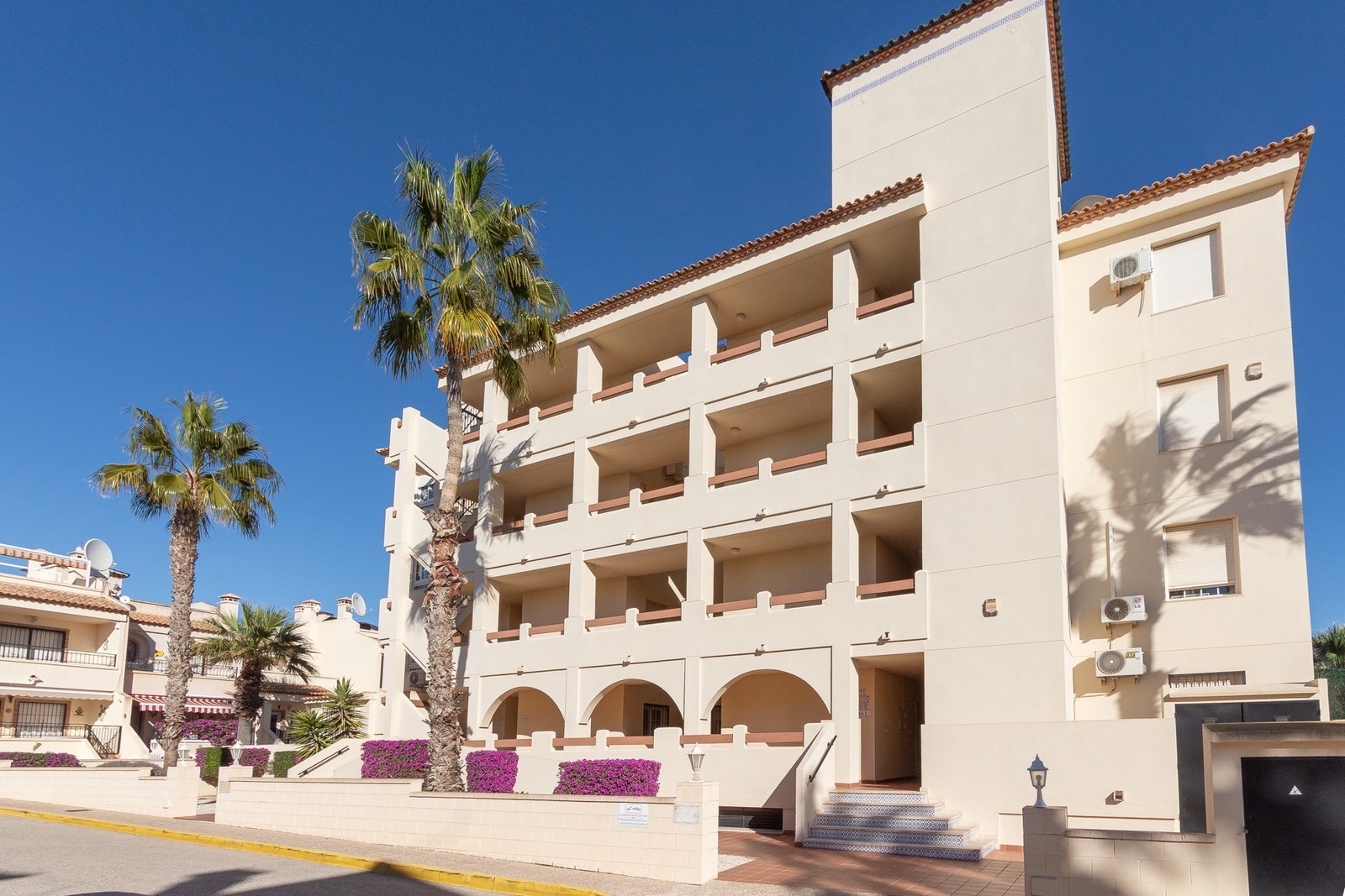 Det koster deg ikke noe å få Spaniamegler1 til å finne din drømmebolig Galleribilde